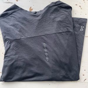 MENS OC LONG SLEEVE TRAINER SHIRT